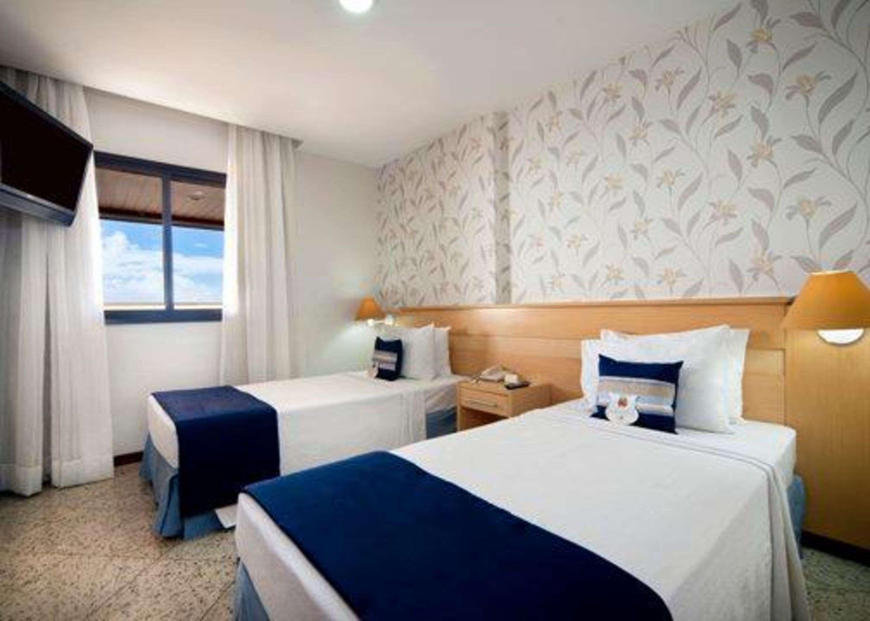 Quality Suites Vila Velha Vila Velha  Eksteriør billede
